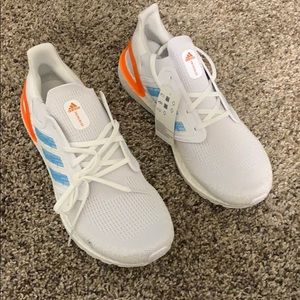 Adidas Primeblue Sneakers